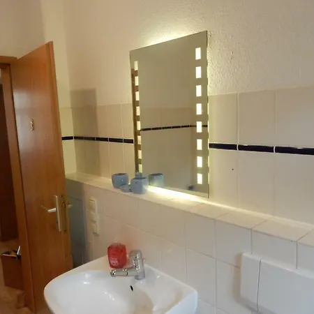 Zentrale Und Ruhige Mit Balkon *
