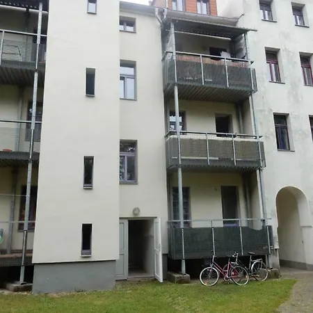 Zentrale Und Ruhige Mit Balkon *